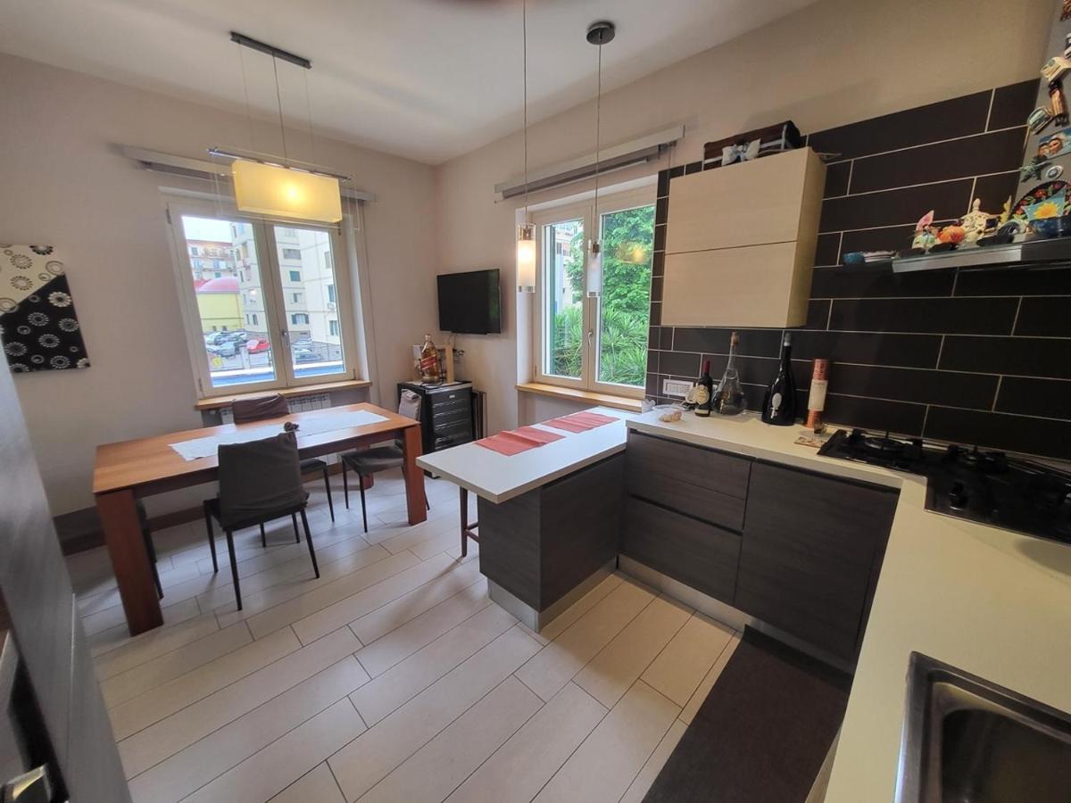 La Casa Di Andrew Appartement Napels Buitenkant foto