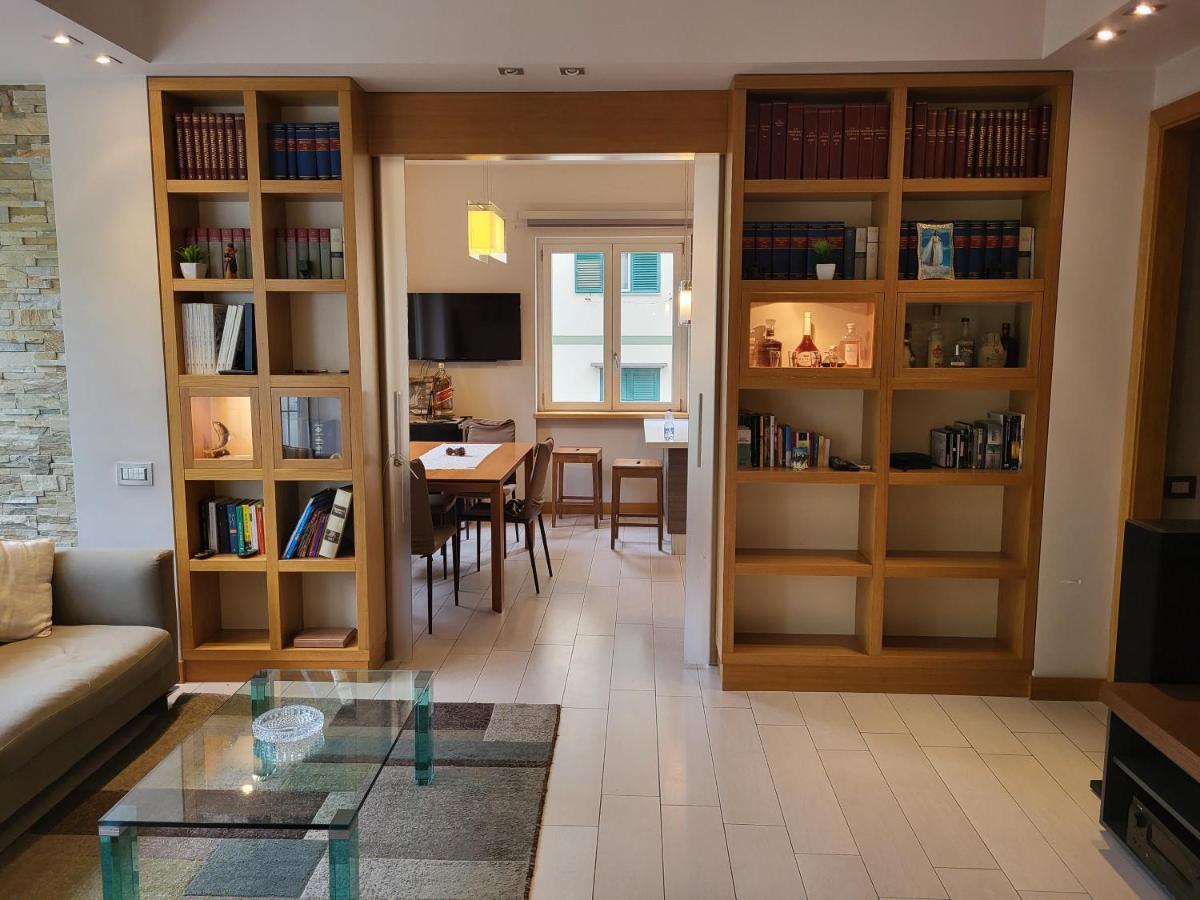 La Casa Di Andrew Appartement Napels Buitenkant foto