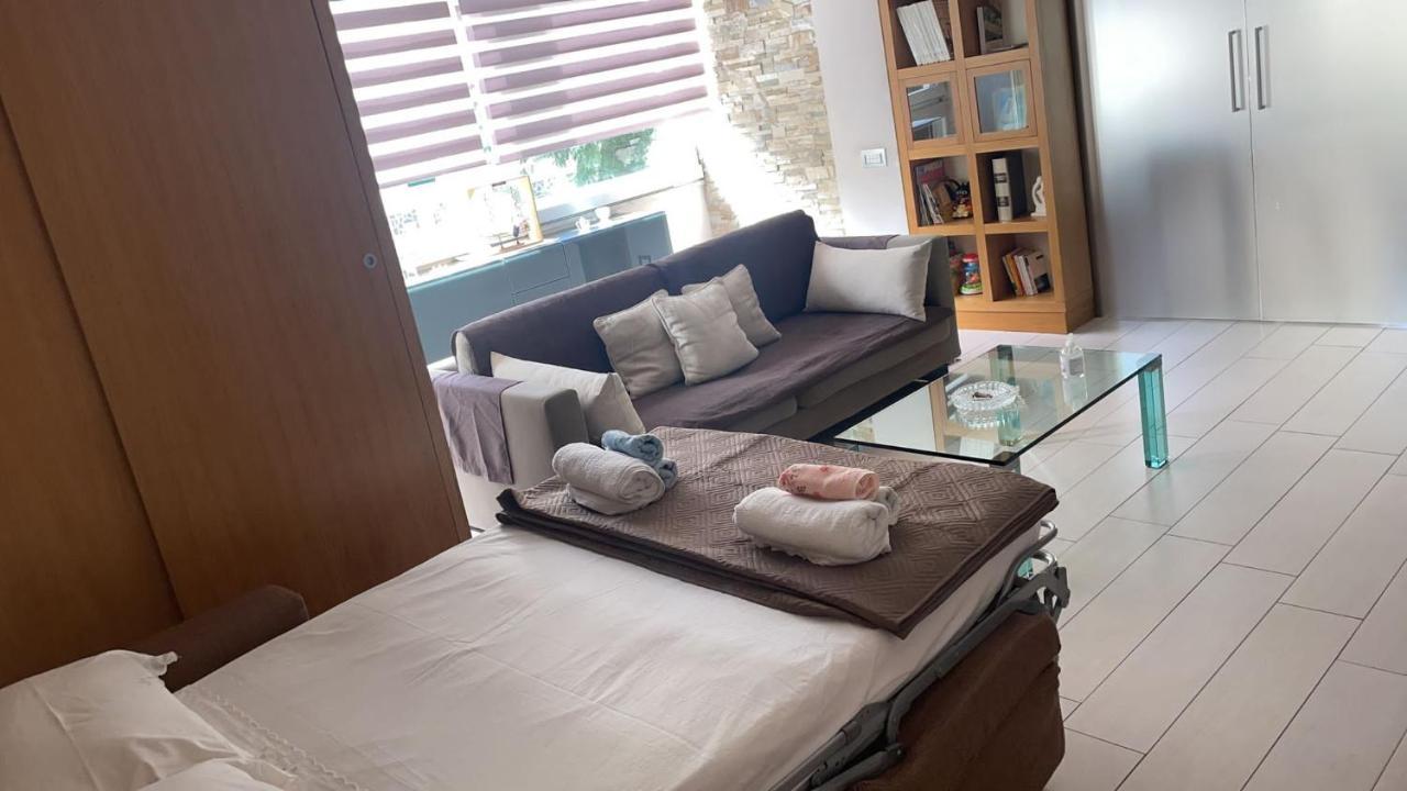 La Casa Di Andrew Appartement Napels Buitenkant foto